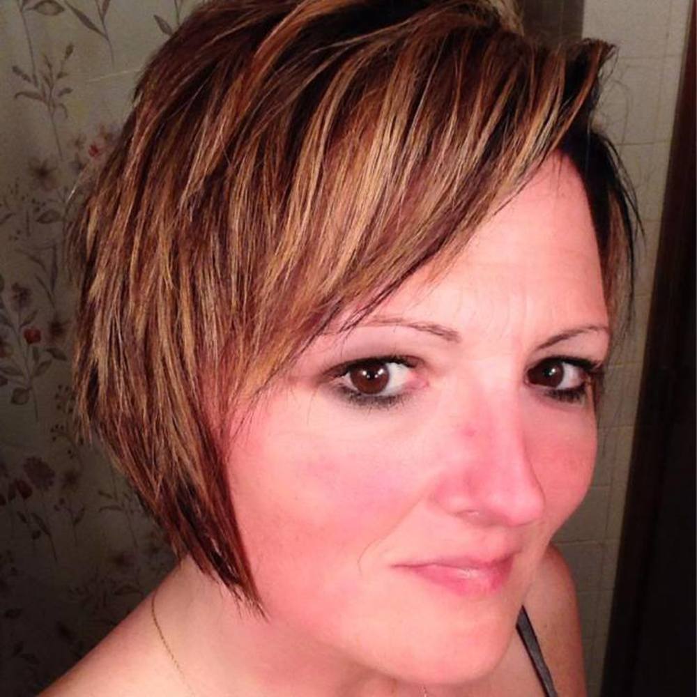 Meet your Posher, Elizabeth